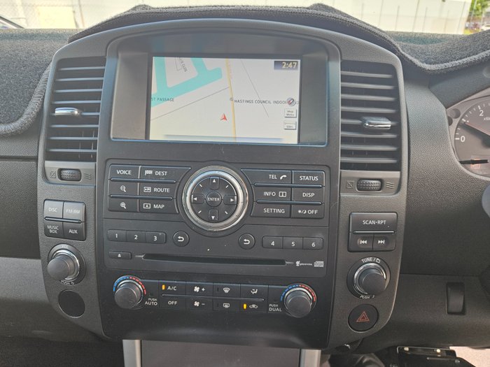 2014 Nissan Navara Titanium