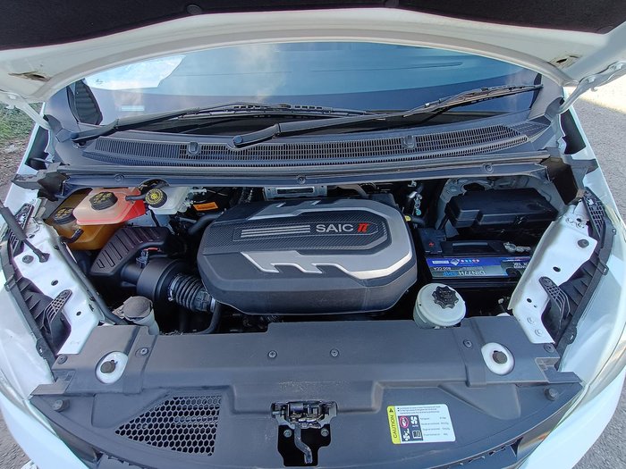2022 LDV G10 +