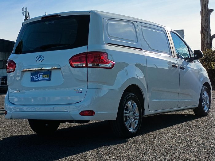 2022 LDV G10 +