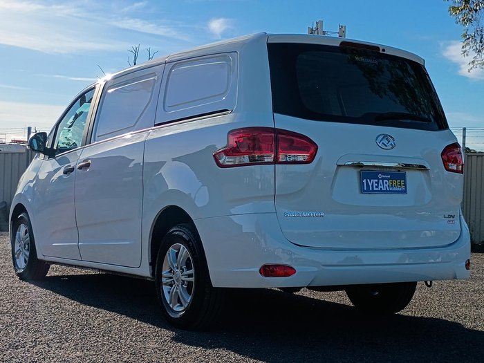 2022 LDV G10 +