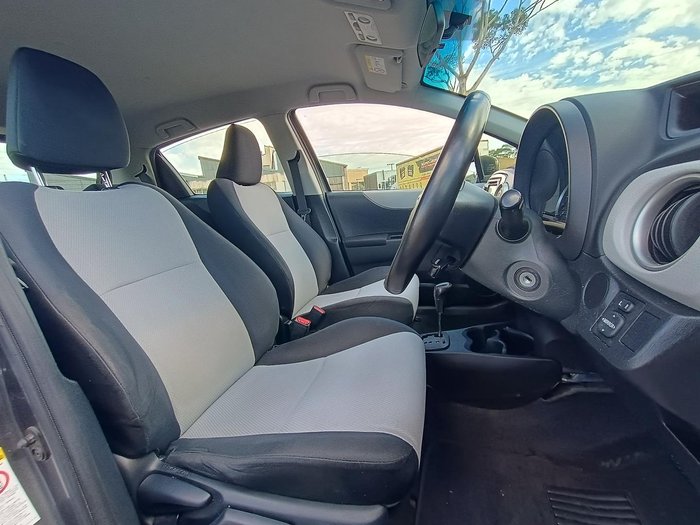 2013 Toyota Yaris YRS