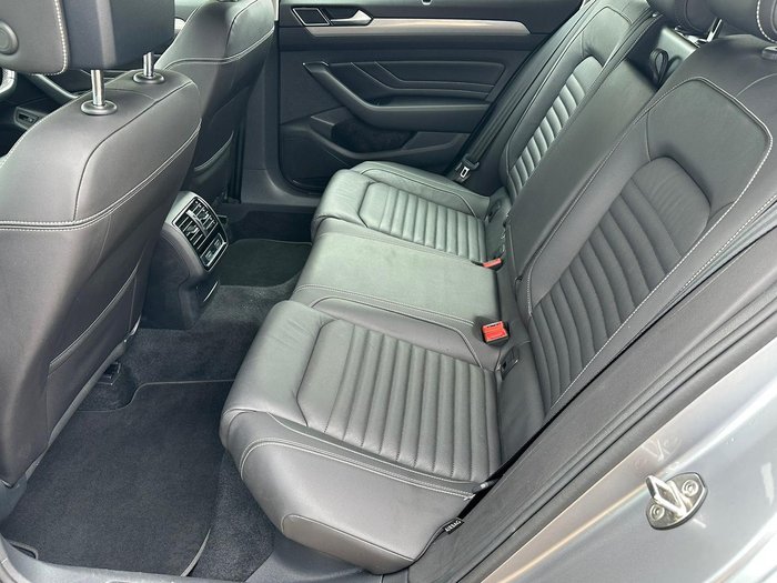 2020 Volkswagen Passat 140TSI Business