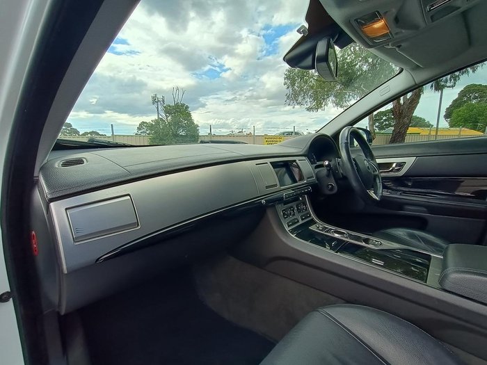 2014 Jaguar XF Premium Luxury X250 MY14 Polaris White