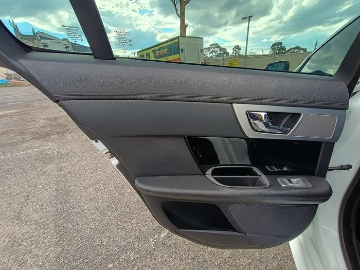 2014 Jaguar XF Premium Luxury X250 MY14 Polaris White