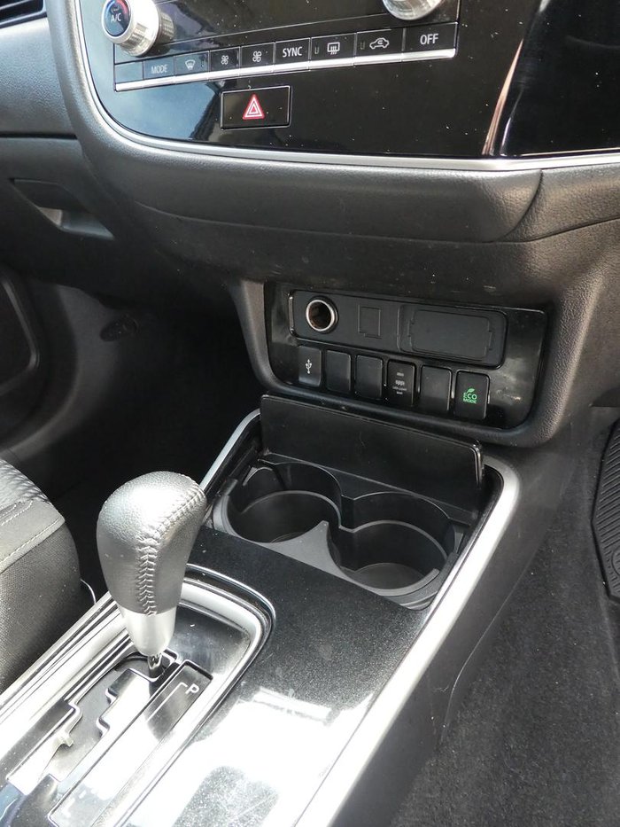 2021 Mitsubishi Outlander ES