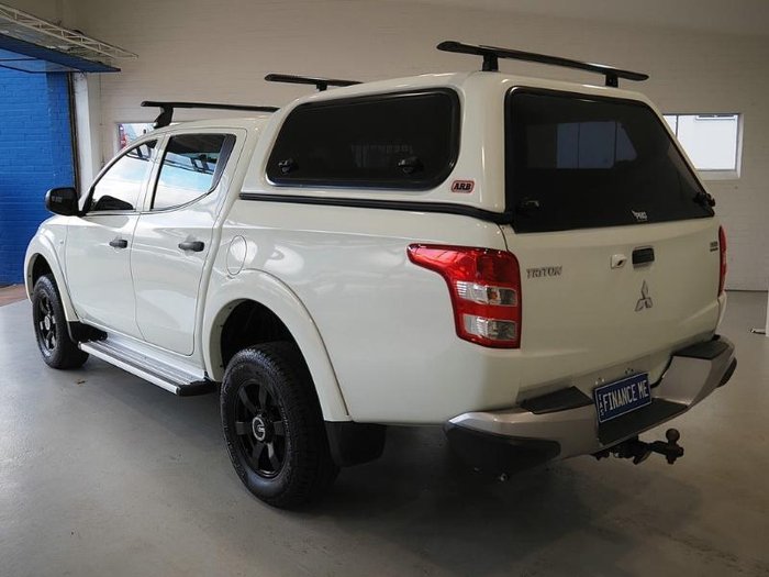 2017 Mitsubishi Triton GLX