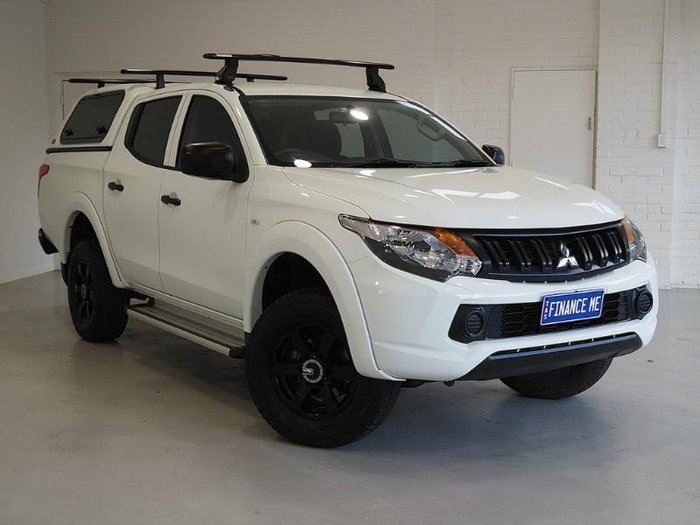 2017 Mitsubishi Triton GLX