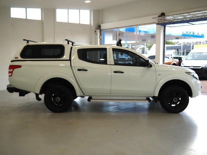 2017 Mitsubishi Triton GLX