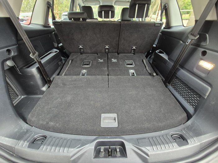 2025 Ford Everest Ambiente