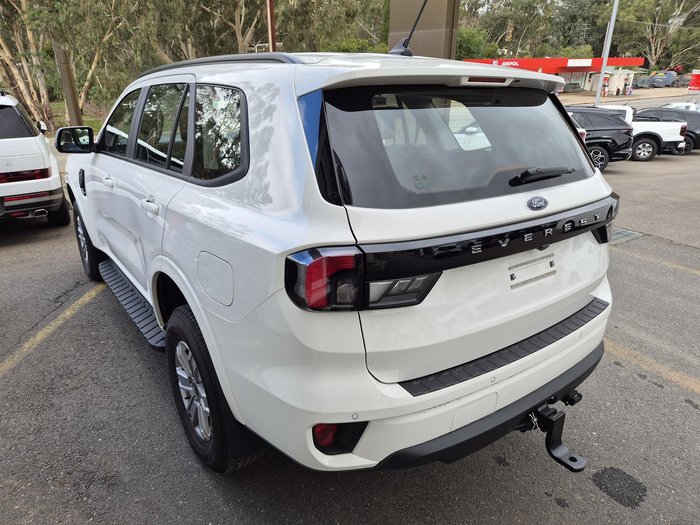 2025 Ford Everest Ambiente