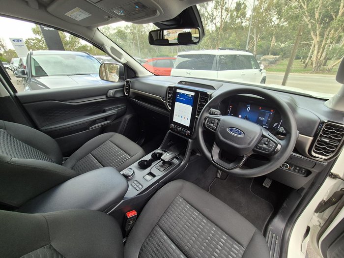 2025 Ford Everest Ambiente