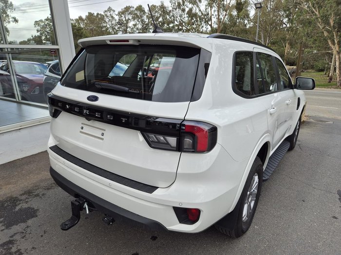 2025 Ford Everest Ambiente