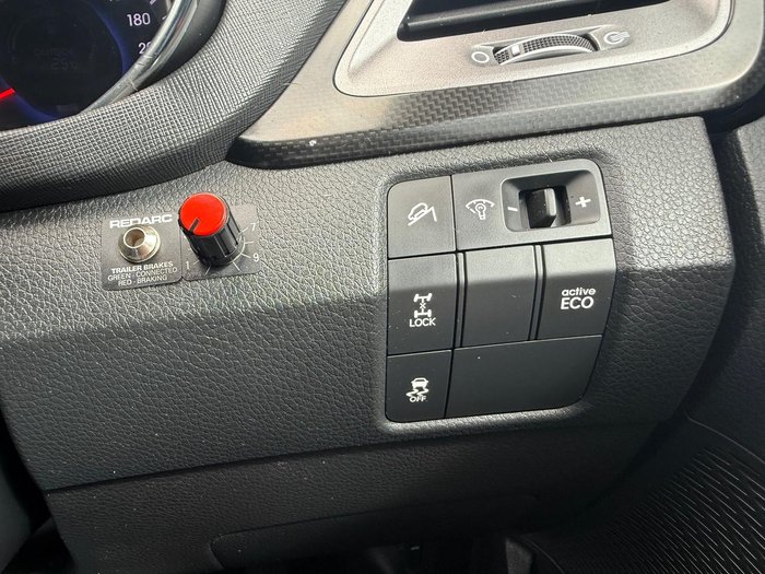 2013 Hyundai Santa Fe Highlander DM MY14 4X4 On Demand Creamy White