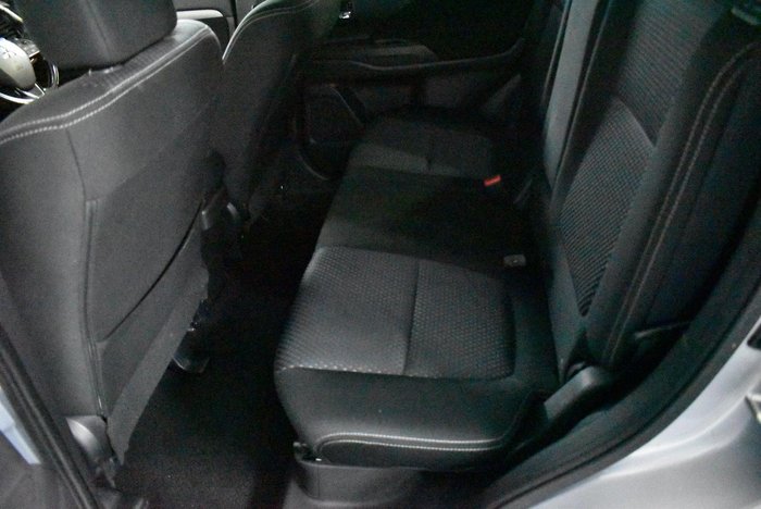 2017 Mitsubishi Outlander LS Safety Pack