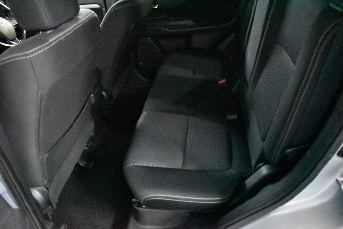 2017 Mitsubishi Outlander LS Safety Pack