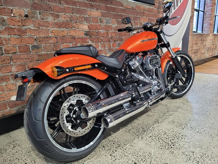 Harley-Davidson Breakout 114 (FXBRS) Softail