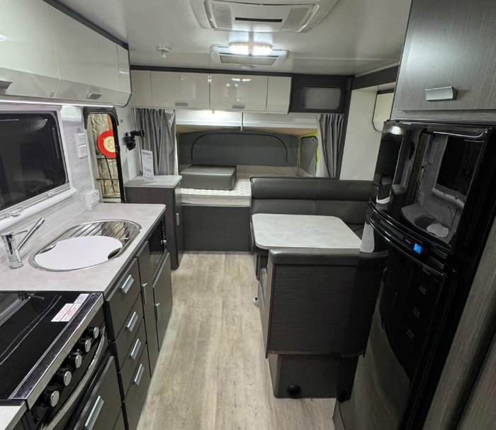 2019 JAYCO EXPANDA OUTBACK 20.64-1.OB