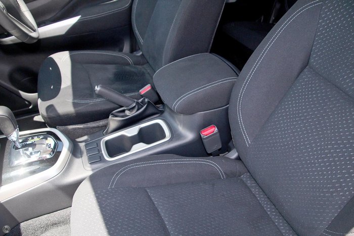 2017 Nissan Navara ST D23 Series 2 4X4 Dual Range Brilliant Silver