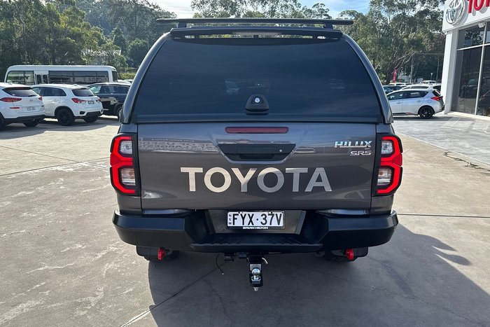 2017 Toyota Hilux SR5