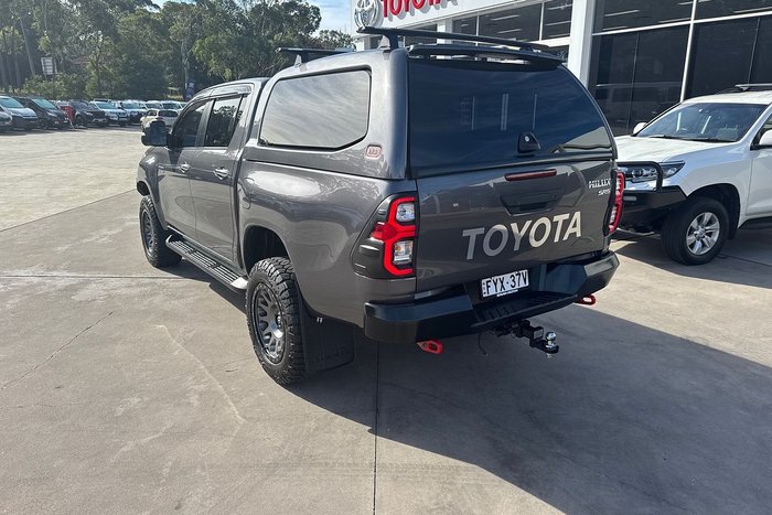 2017 Toyota Hilux SR5