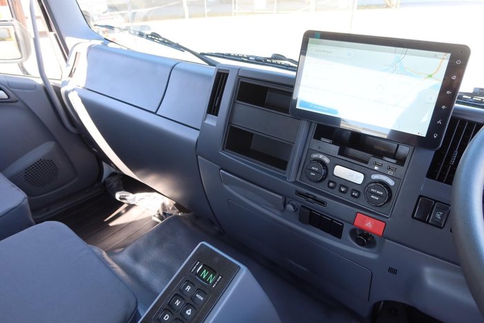 2025 Isuzu F Series FYJ300-350