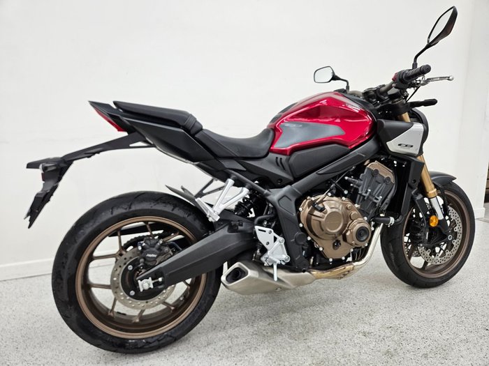 2024 Honda CB650R Red