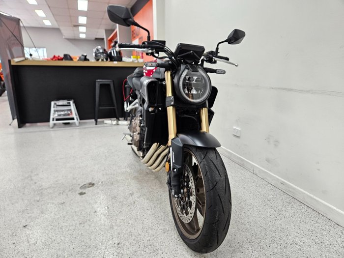 2024 Honda CB650R Red