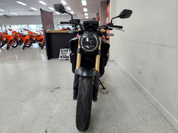 2024 Honda CB650R Red