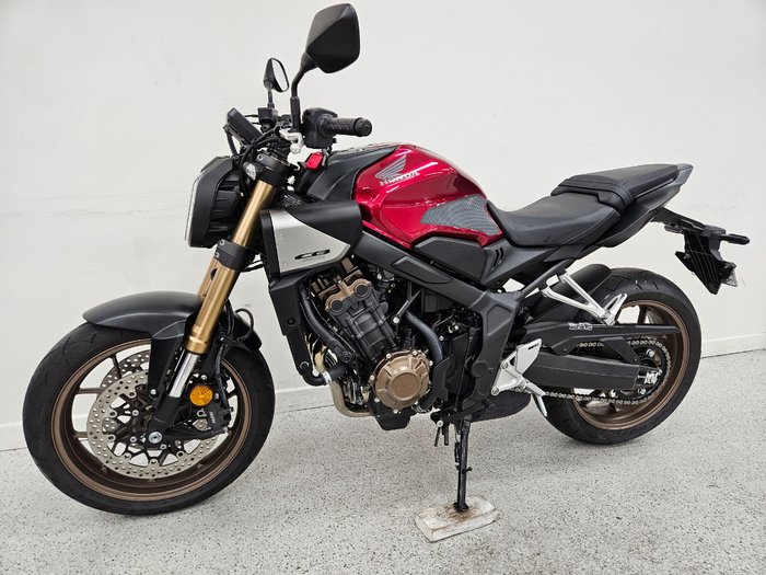 2024 Honda CB650R Red