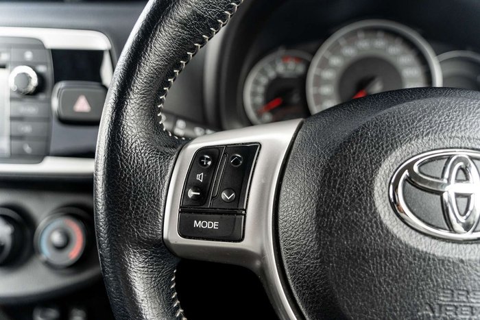 2015 Toyota Yaris SX