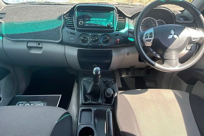 2014 Mitsubishi Triton GLX