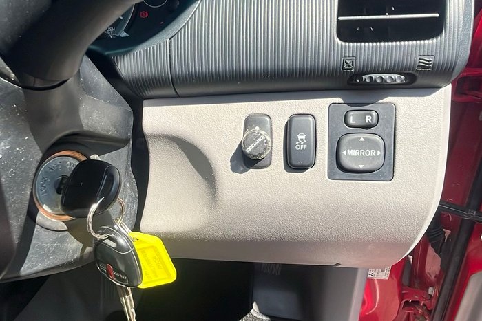 2014 Mitsubishi Triton GLX