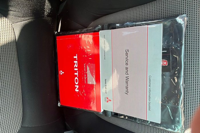 2014 Mitsubishi Triton GLX