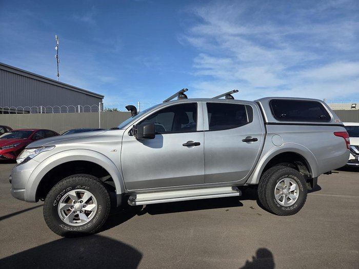 2015 Mitsubishi Triton GLX