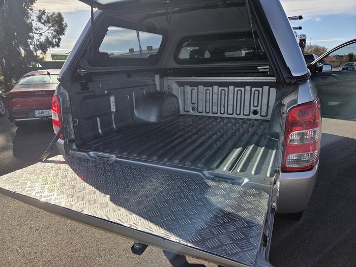 2015 Mitsubishi Triton GLX