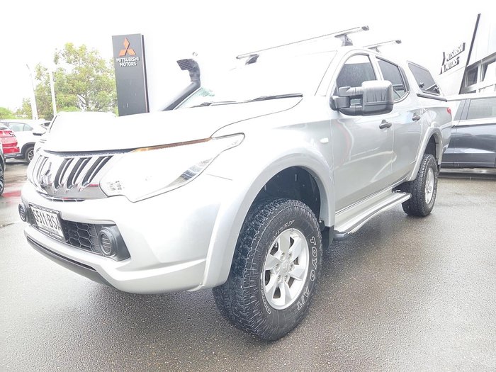 2015 Mitsubishi Triton GLX