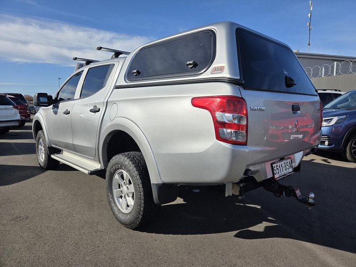 2015 Mitsubishi Triton GLX