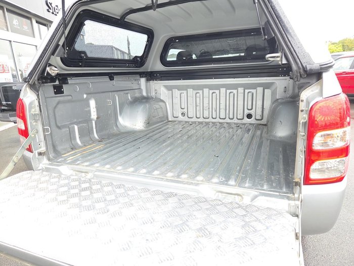 2015 Mitsubishi Triton GLX