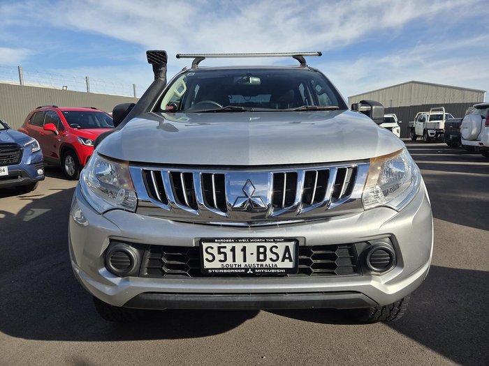 2015 Mitsubishi Triton GLX