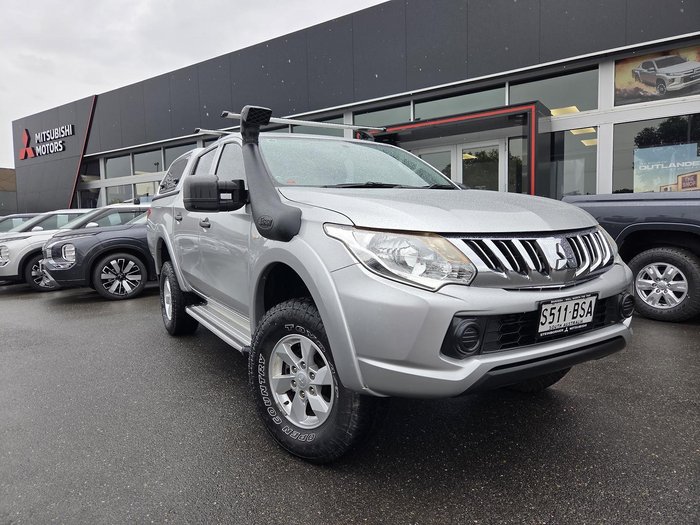2015 Mitsubishi Triton GLX