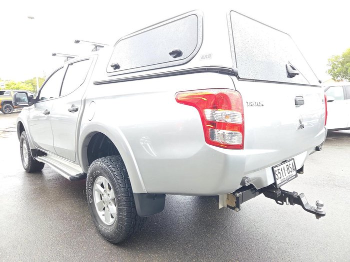 2015 Mitsubishi Triton GLX