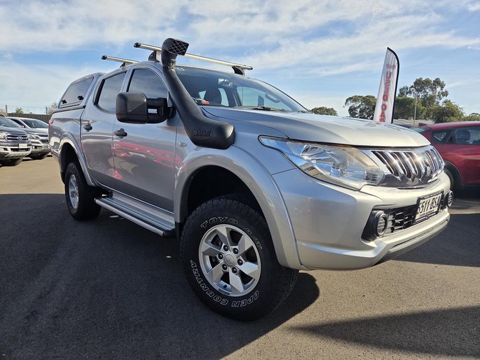 2015 Mitsubishi Triton