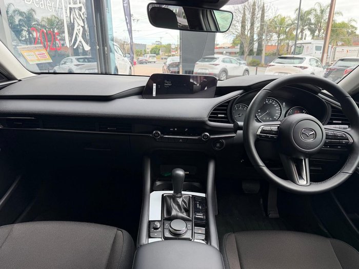 2025 Mazda 3 G20 Evolve