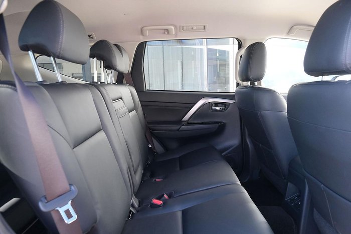 2024 Mitsubishi Pajero Sport Exceed