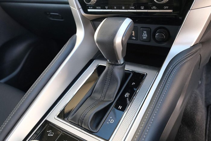 2024 Mitsubishi Pajero Sport Exceed