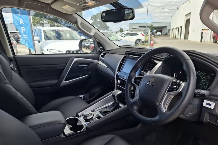 2024 Mitsubishi Pajero Sport Exceed