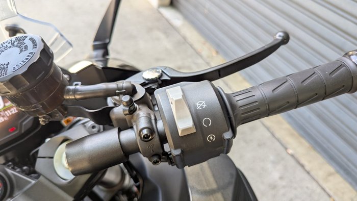 2021 Kawasaki NINJA 1000SX Black