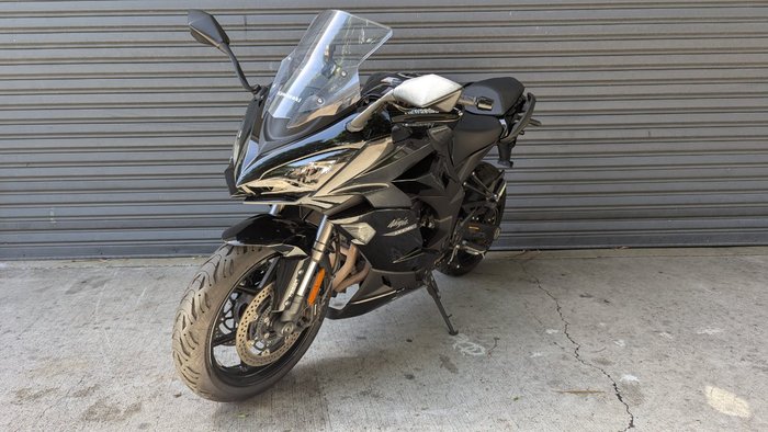 2021 Kawasaki NINJA 1000SX Black