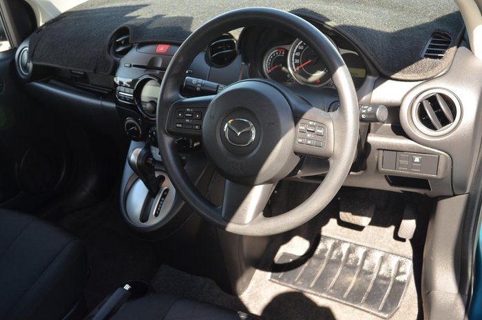 2012 Mazda 2 Neo