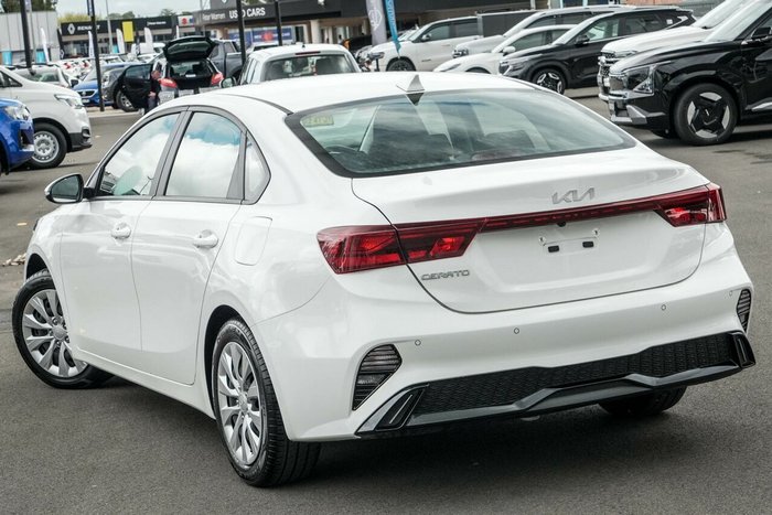 2024 Kia Cerato S